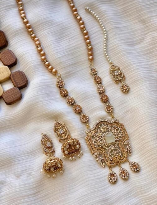 Artificial jewellery manufacturers Wholesale Supplier in Pakistan