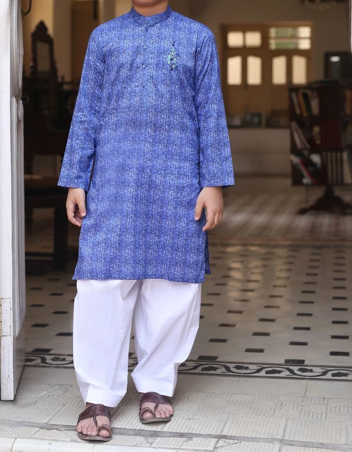 Pakistani Machine Embroidered Electric Blue Kurta K2307