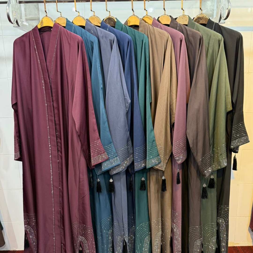 D#348 OPEN SIDE CHOK SILVER Nida Fabric