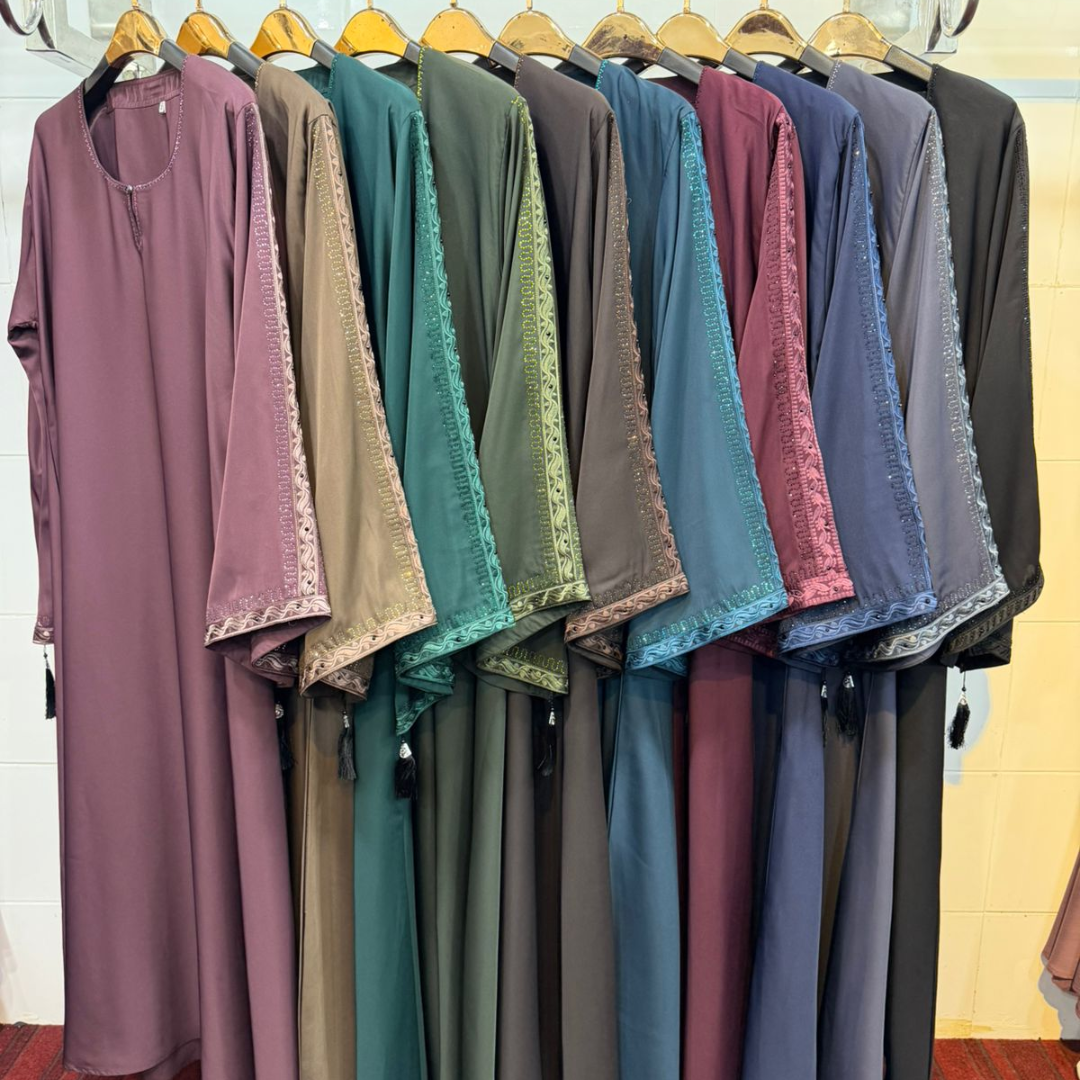 D#365 MEXI KULHARI BAZO LACE Nida Fabric