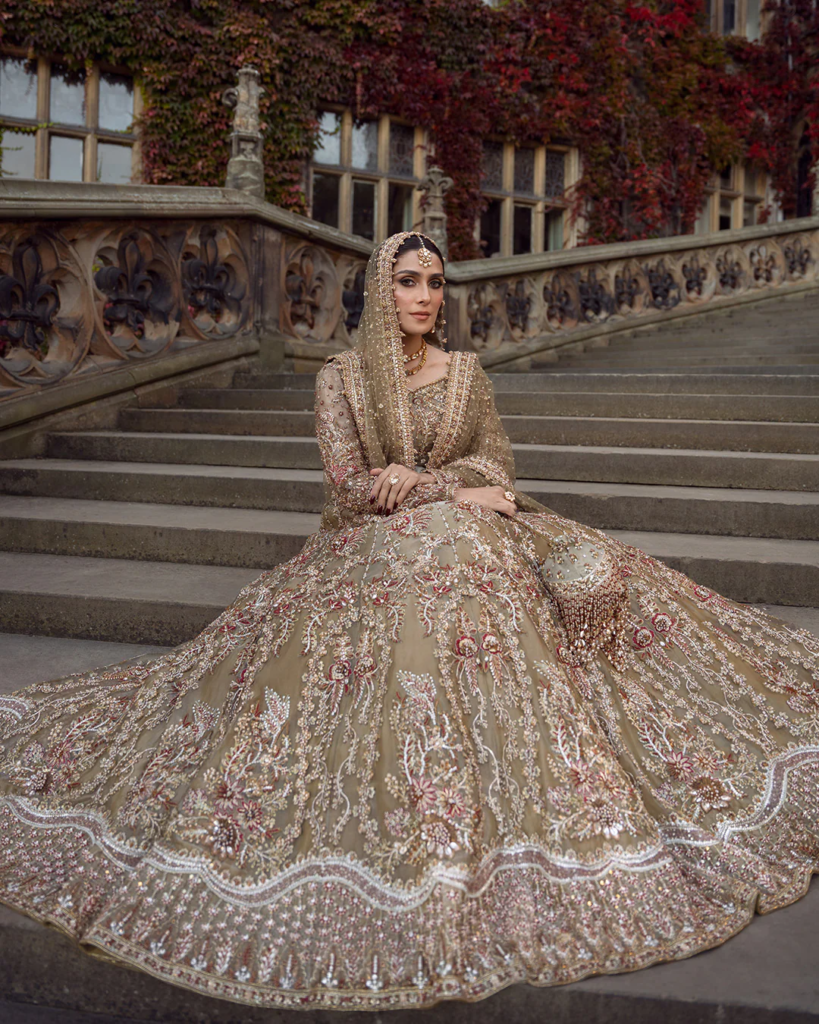 Ghina Gold & Red Bridal Lehenga Choli | Luxury Pakistani Bridal Dress – Mastorat