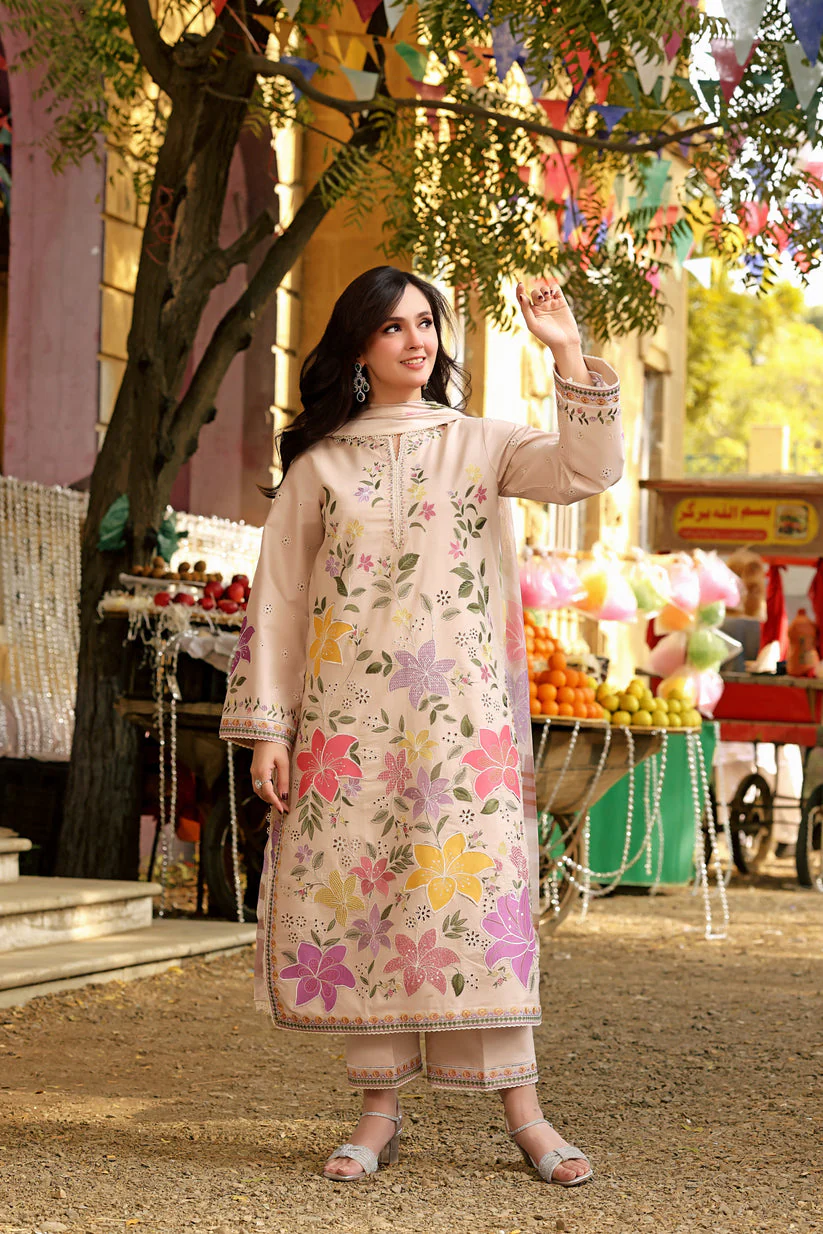 Mastorat Lawn 3PC Chikankari Embroidered Suit,