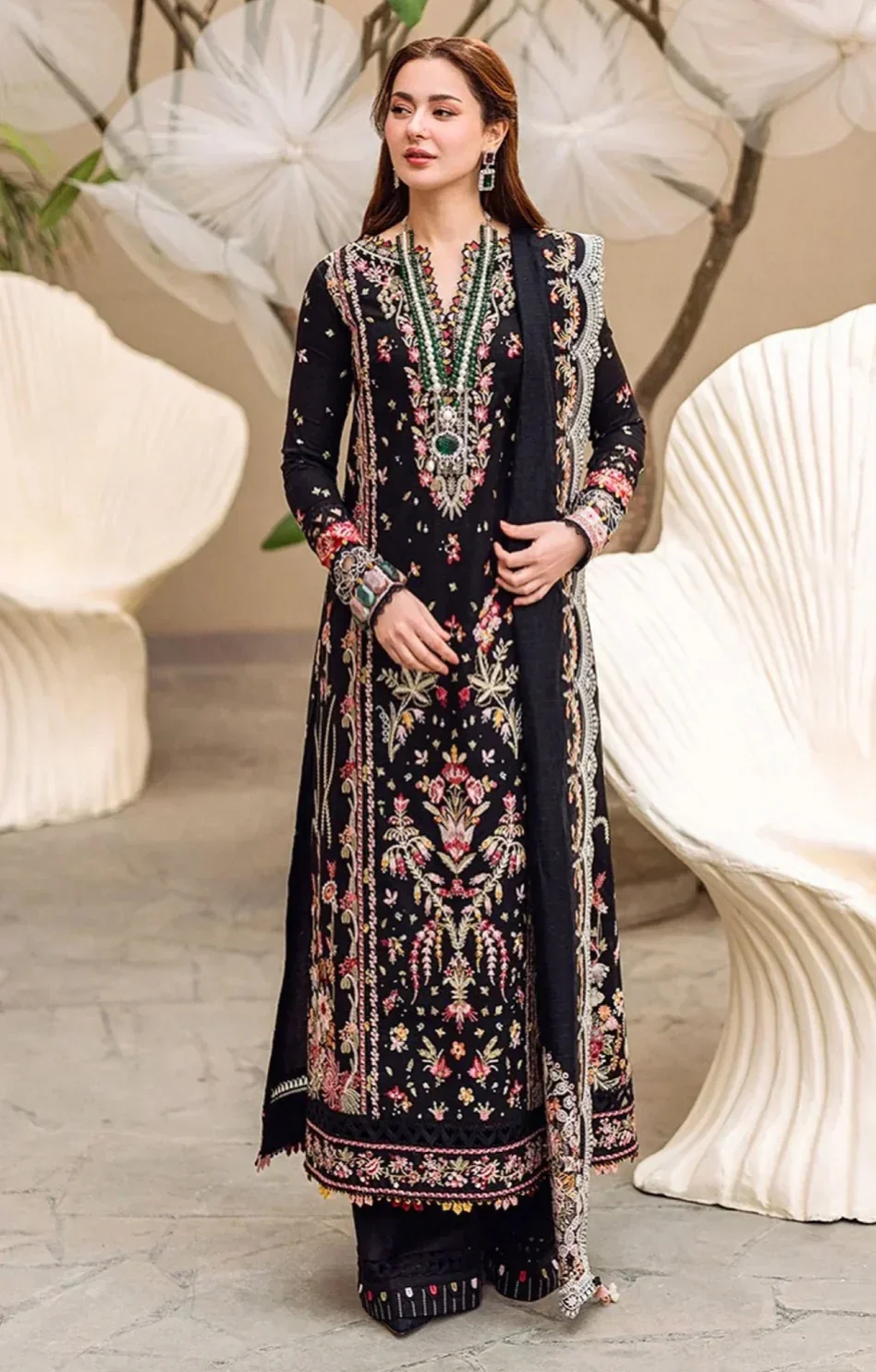 Lawn 3PC Embroidered Suit with Organza Dupatta | 5176