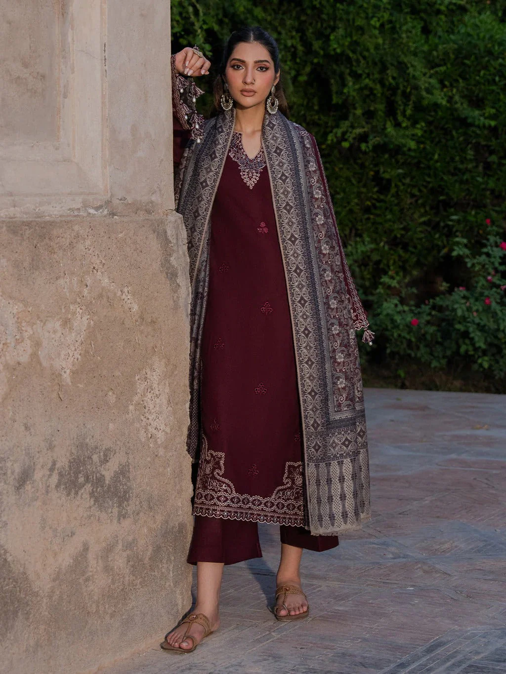 Lawn 3PC Embroidered Suit with Digital Jacquard Dupatta