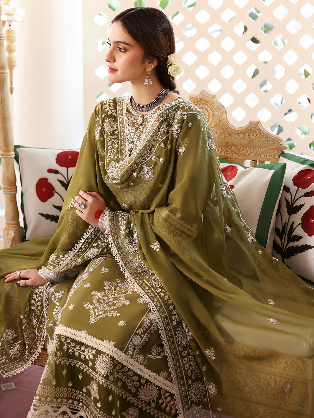 Mastorat Lawn 3PC Embroidered Suit 5211 with Organza Dupatta